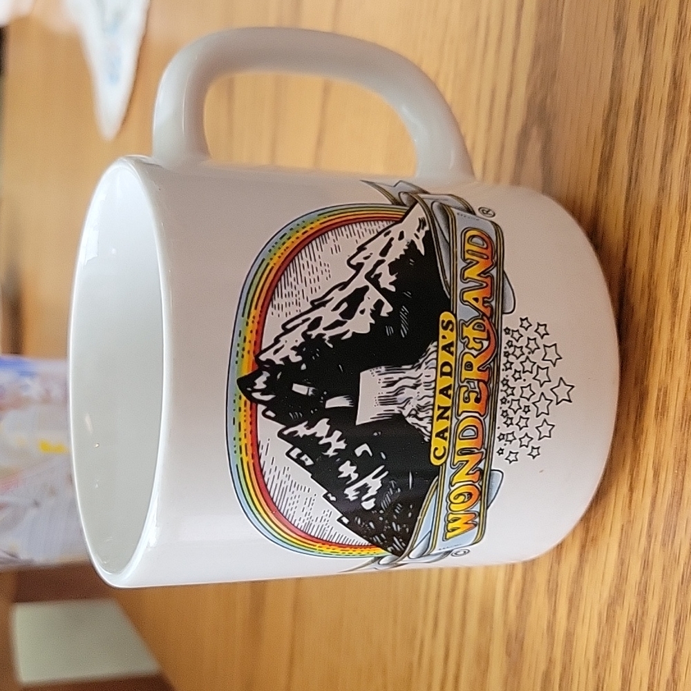 Canada's Wonderland Mug Vintage